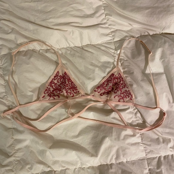 Floral Lace Bralette - Picture 7 of 7